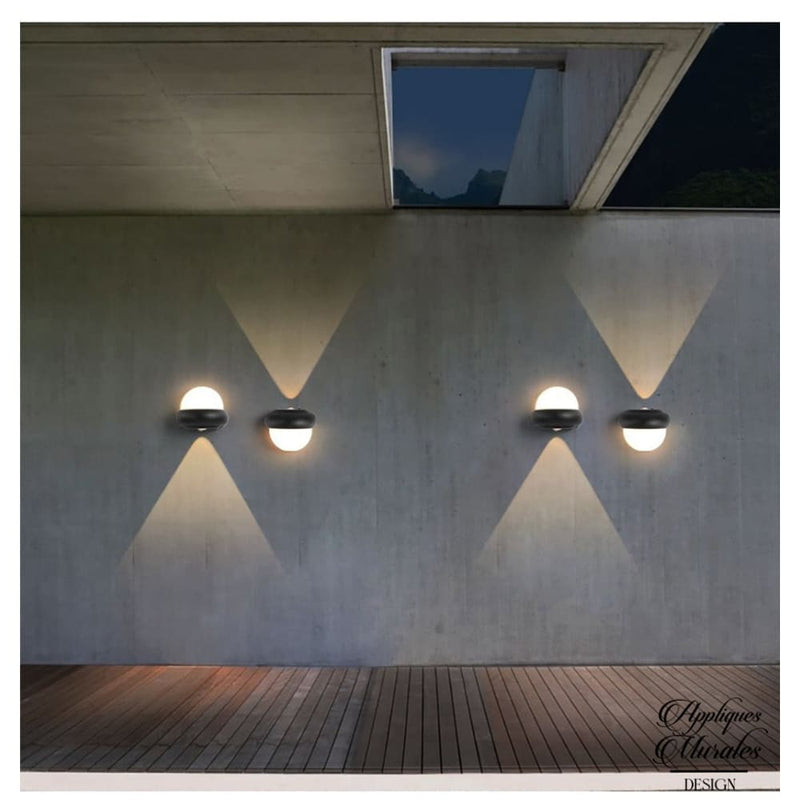 Applique extérieure design murale triangle LED