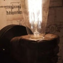 Applique murale avec main